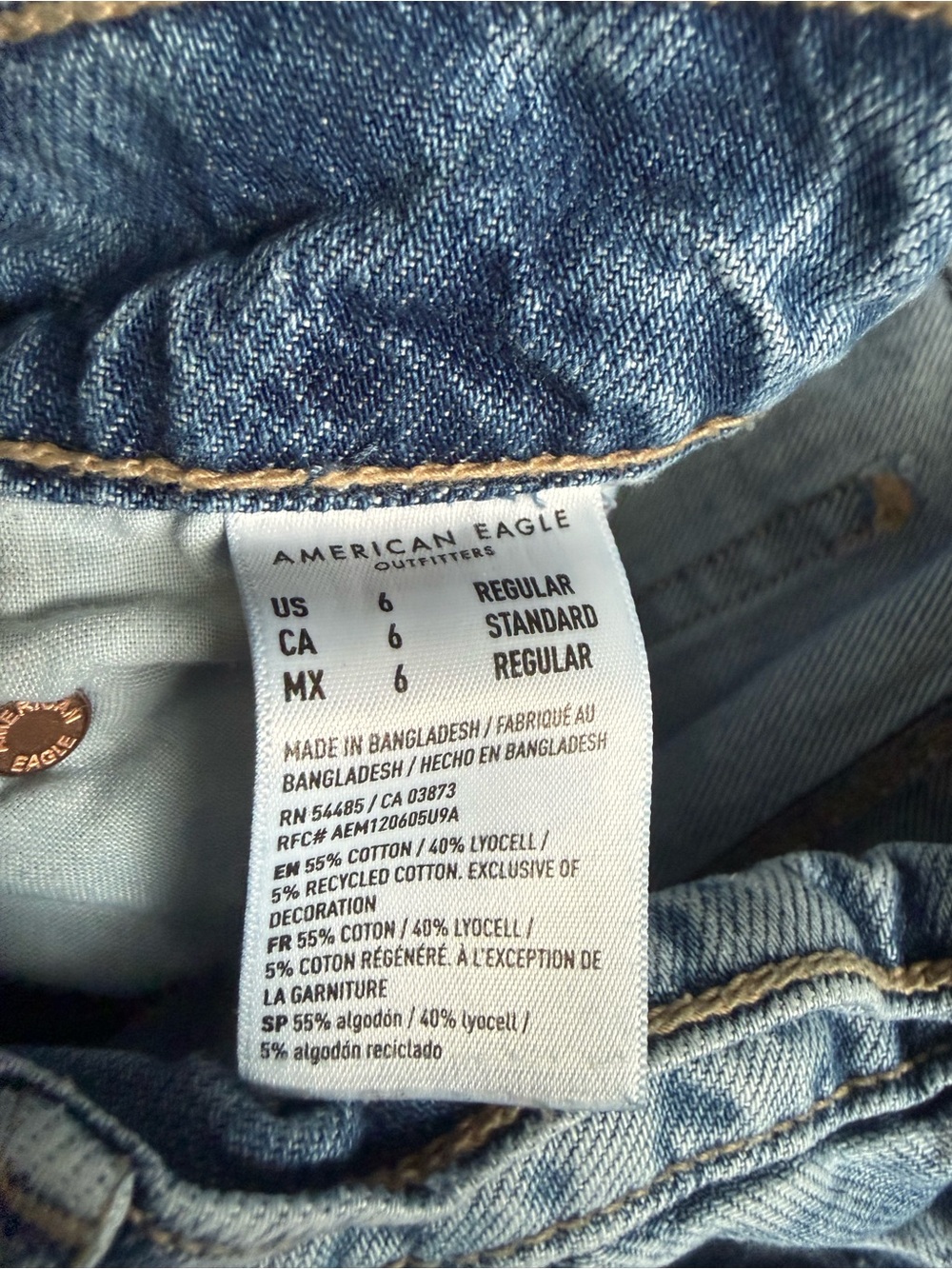 American Eagle Super High Rise Baggy Wide Leg Jeans 6 Regular Raw Hem - Picture 6 of 6